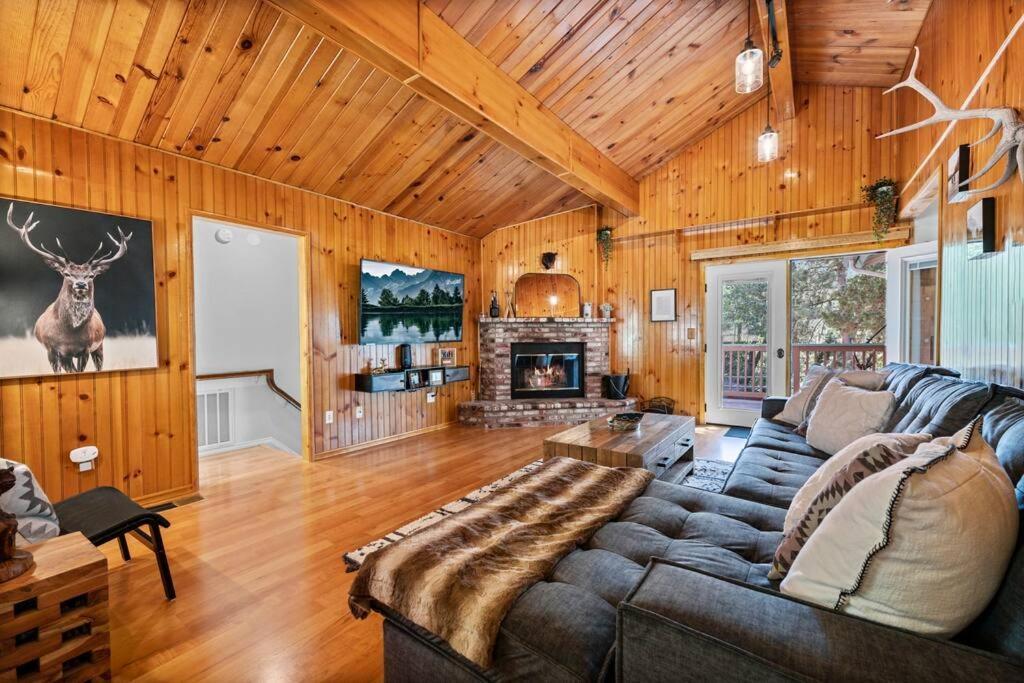 Cozy Cabin Perfect For 2 Families 빅 베어 레이크 외부 사진
